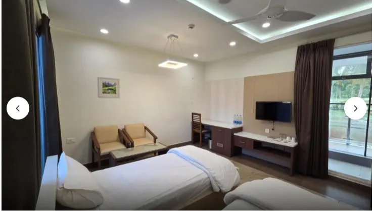 Twin Room with Balcony